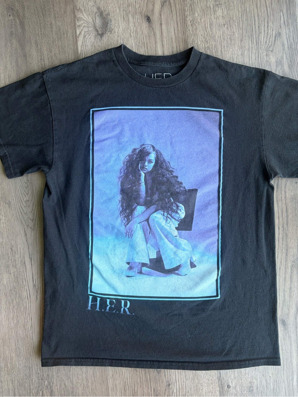 H.E.R. Black Portrait Graphic Tee Sz.M